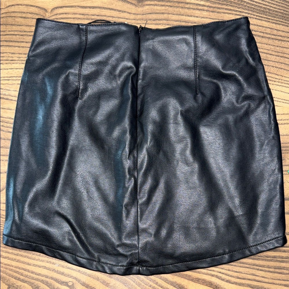 Francescas Black Faux Leather Button Front Mini Skirt Youth 14 - Picture 6 of 9